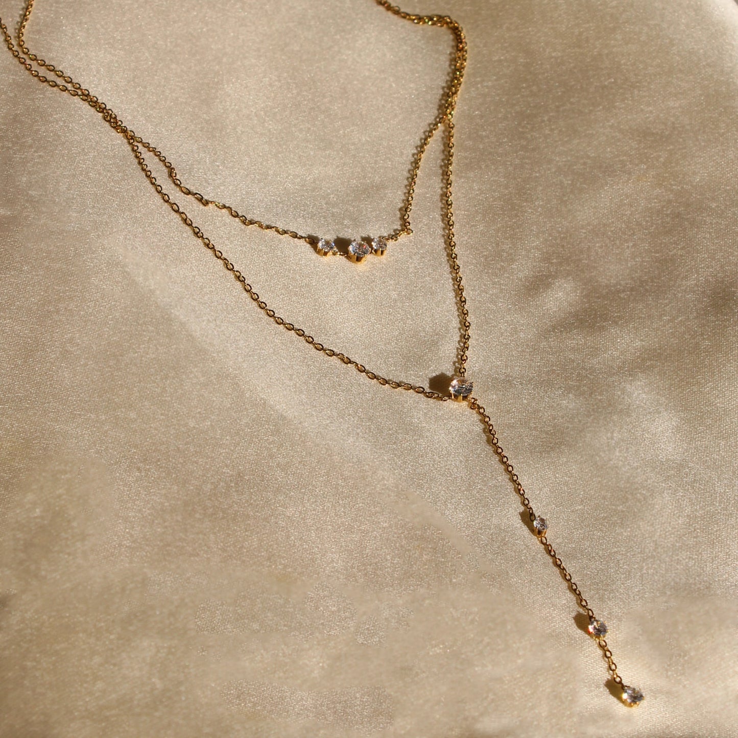 Luz Necklace