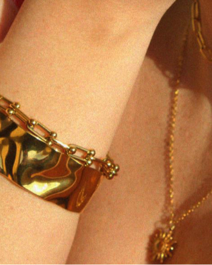Isola Cuff