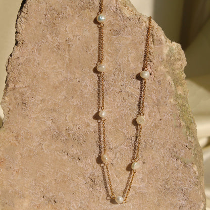 Waterproof pearl necklace